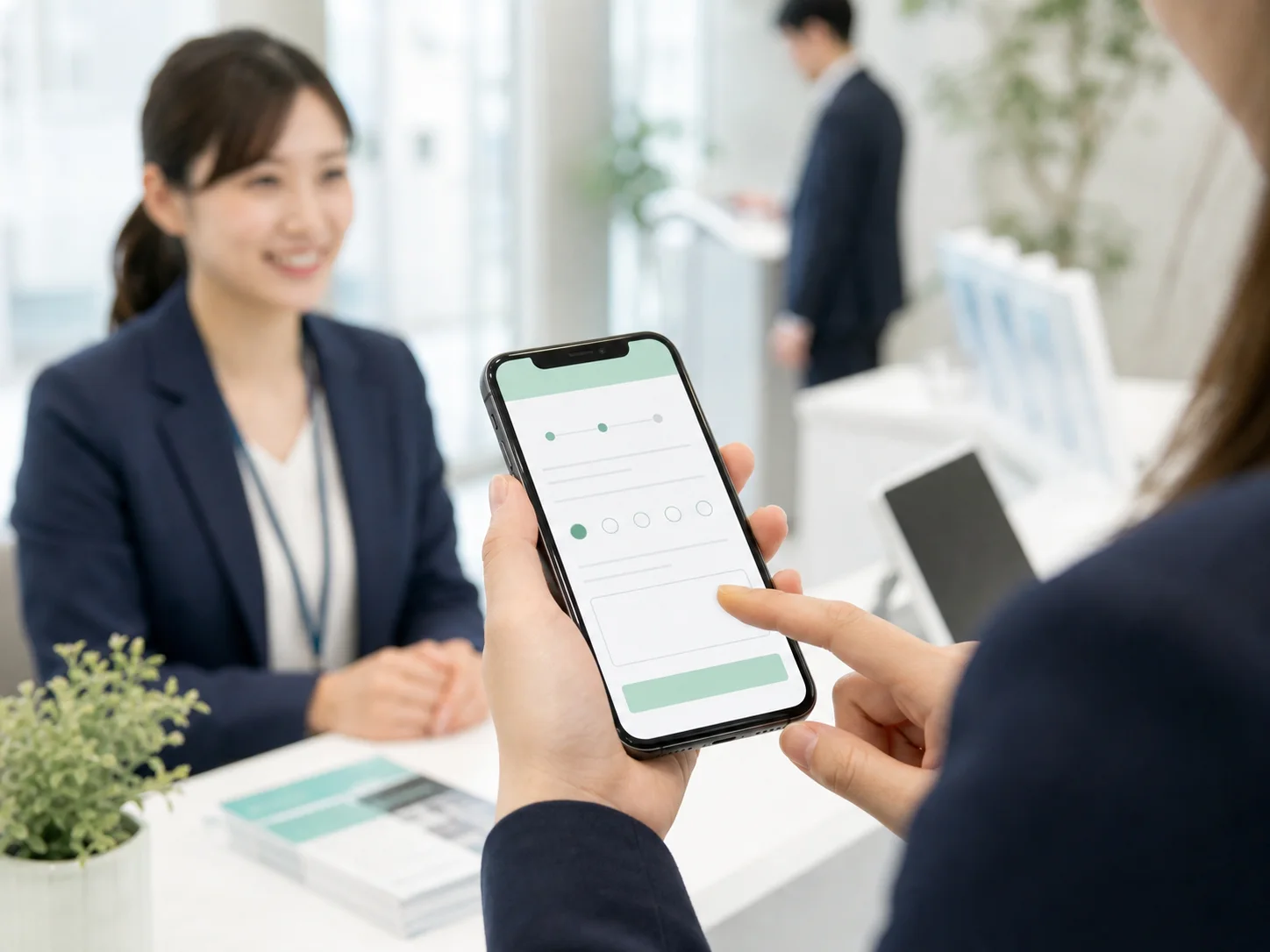 スマートフォンでアンケートに回答する画面